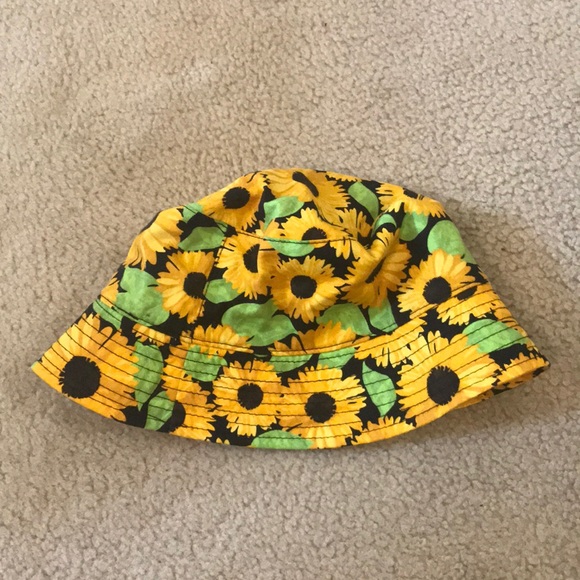 sunflower bucket hat
